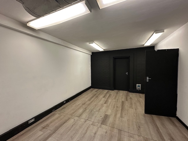 To Let Commercial Property for Rent in Observatory Western Cape